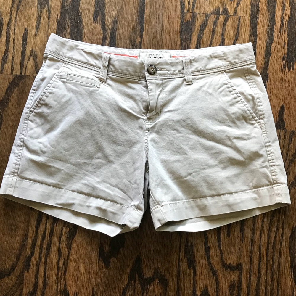 Old Navy khaki shorts